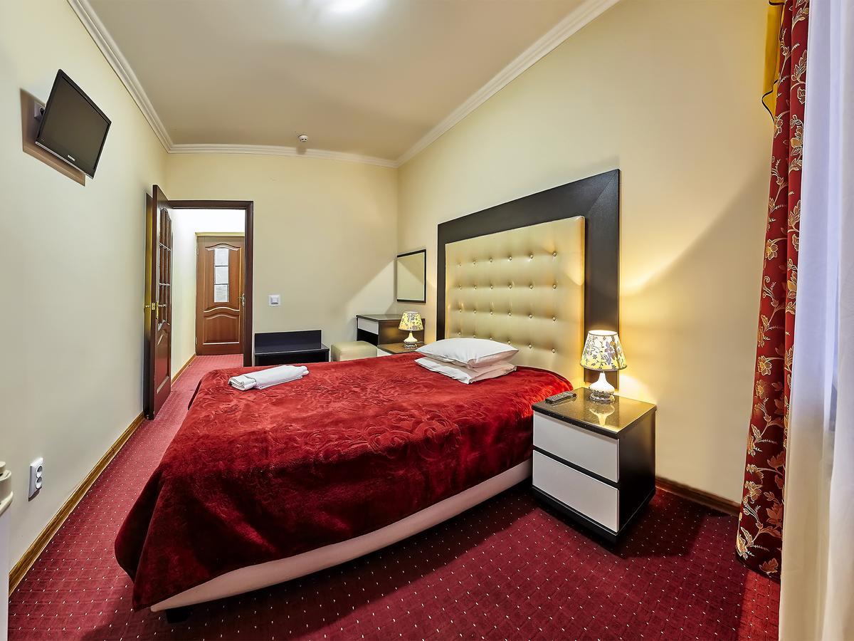 Hotel Sanatorium Elite Dnipro à Trouskavets Extérieur photo