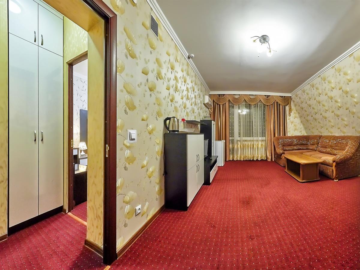 Hotel Sanatorium Elite Dnipro à Trouskavets Extérieur photo